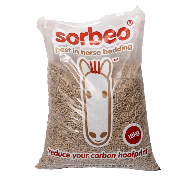 Hilltop Pet Food Sorbeo Horse Bedding 18kg: clear bag with horse image and “reduce your carbon hoofprint” text.
