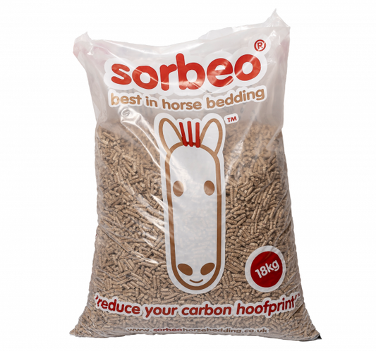 Hilltop Pet Food Sorbeo Horse Bedding 18kg: clear bag with horse image and “reduce your carbon hoofprint” text.